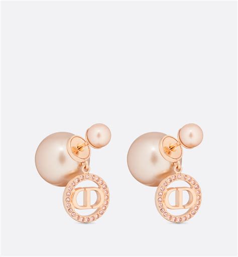 dior earrings duty free.